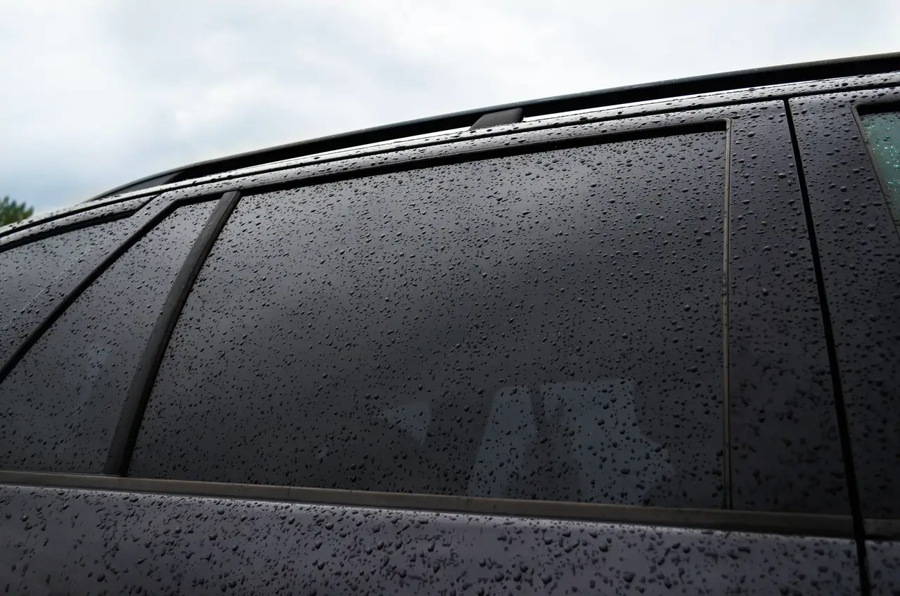 Window tinting before service in St Kitts